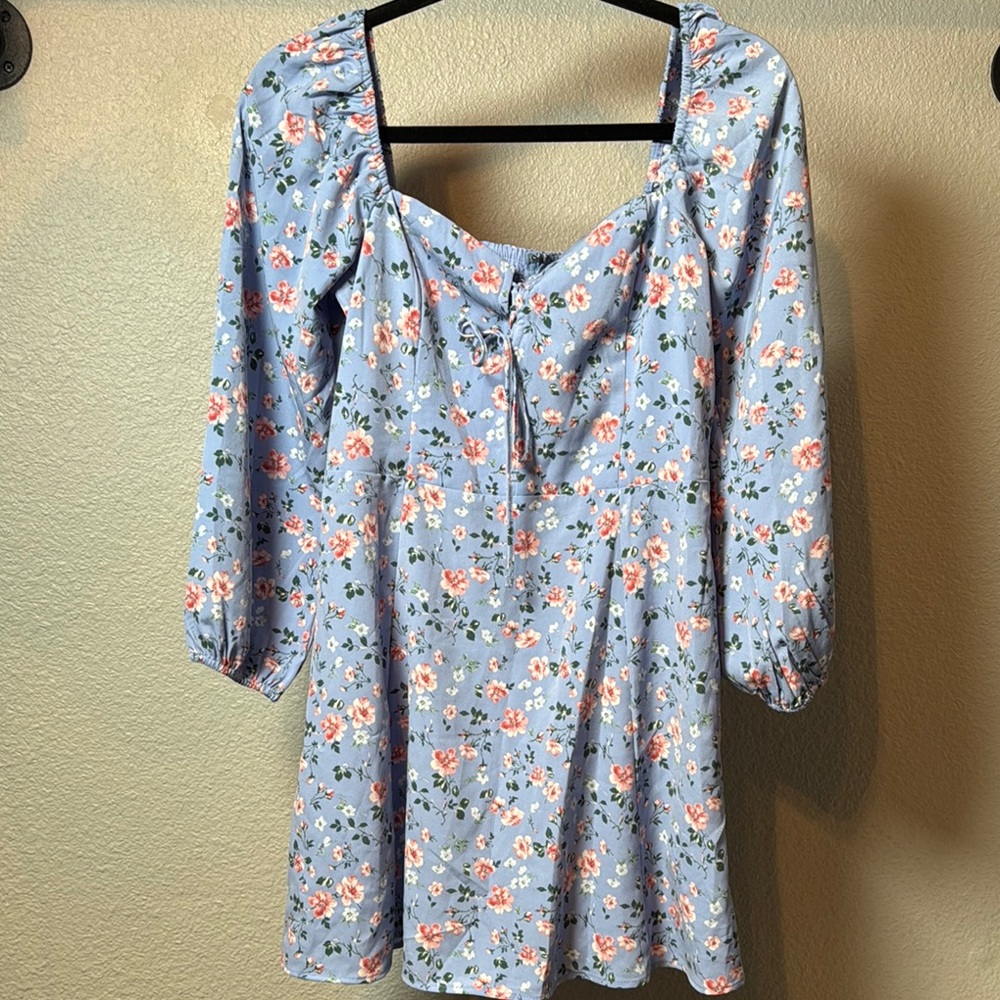 NWOT Abercrombie Blue Floral Dress